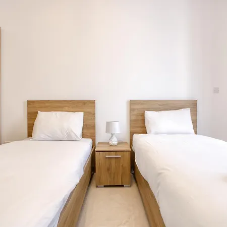 Stunning 3br With Magnificent Views By 360 Estates Apartamento Mellieha
