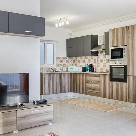 Stunning 3br With Magnificent Views By 360 Estates Apartamento