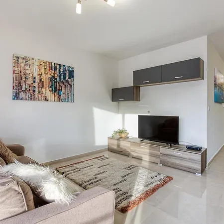 Stunning 3br With Magnificent Views By 360 Estates Apartmán Mellieħa